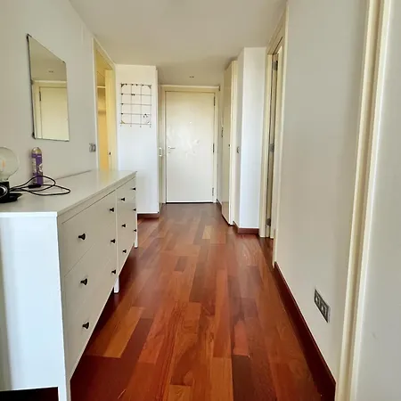 Ral48 Apartment
